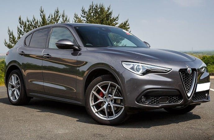 Забронировать Alfa Romeo Stelvio 2.2D 